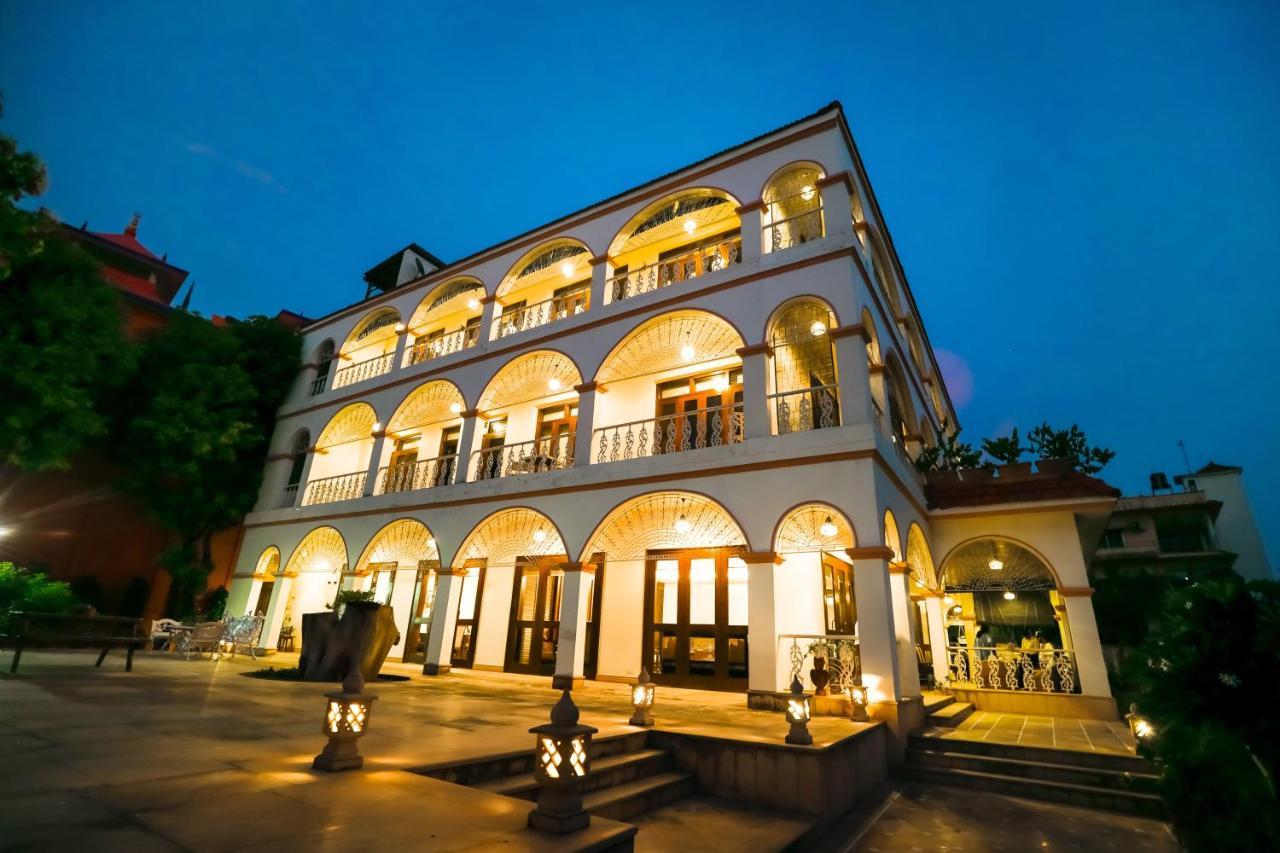 Saptapuri By Royal Orchid Hotels Limited Varanasi Exterior foto